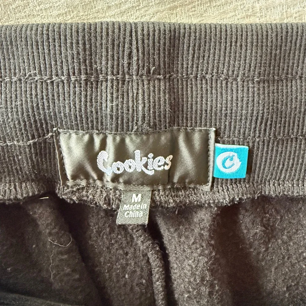 Cookies SF Mens Size Medium Black Purple Blue Camo Fleece Sweat Shorts